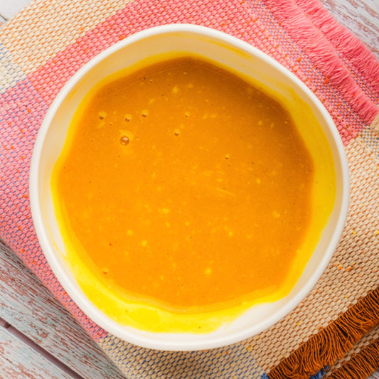 A bowl of honey mustard