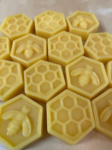 files/beeswax-melts.jpg